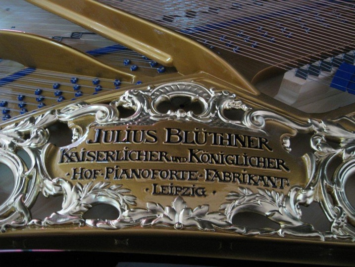 Bluthner Pianos-Pianos for Sale